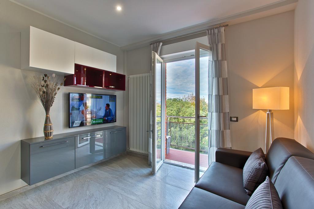 Versilia Residence Camaiore Bagian luar foto